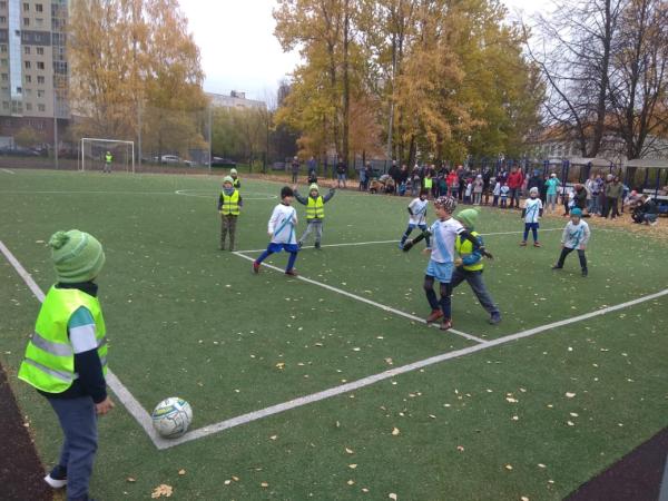 q3rcGE7-M2A (1)